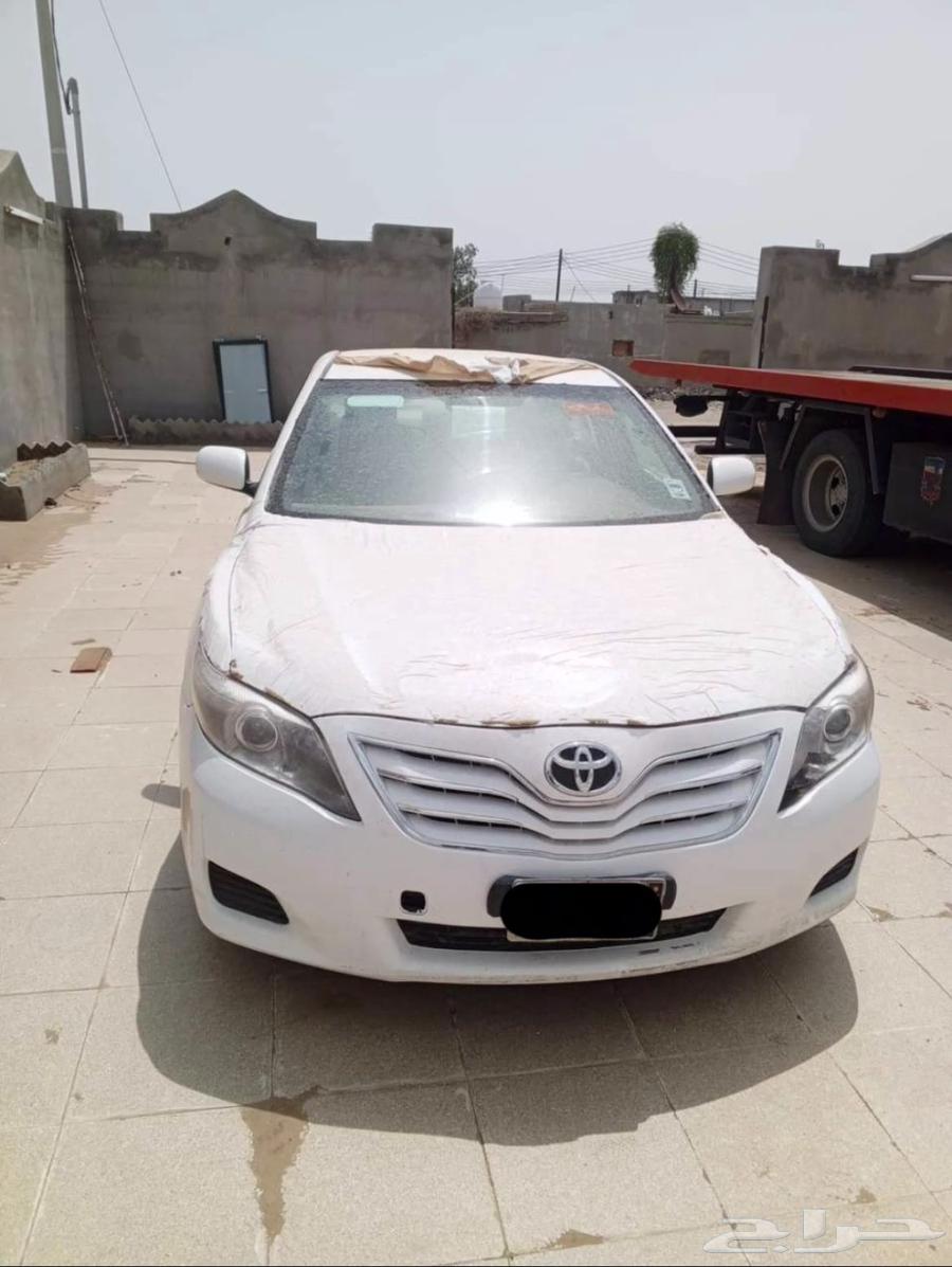 Camry 2011 for sale, for parts only64373373685121111