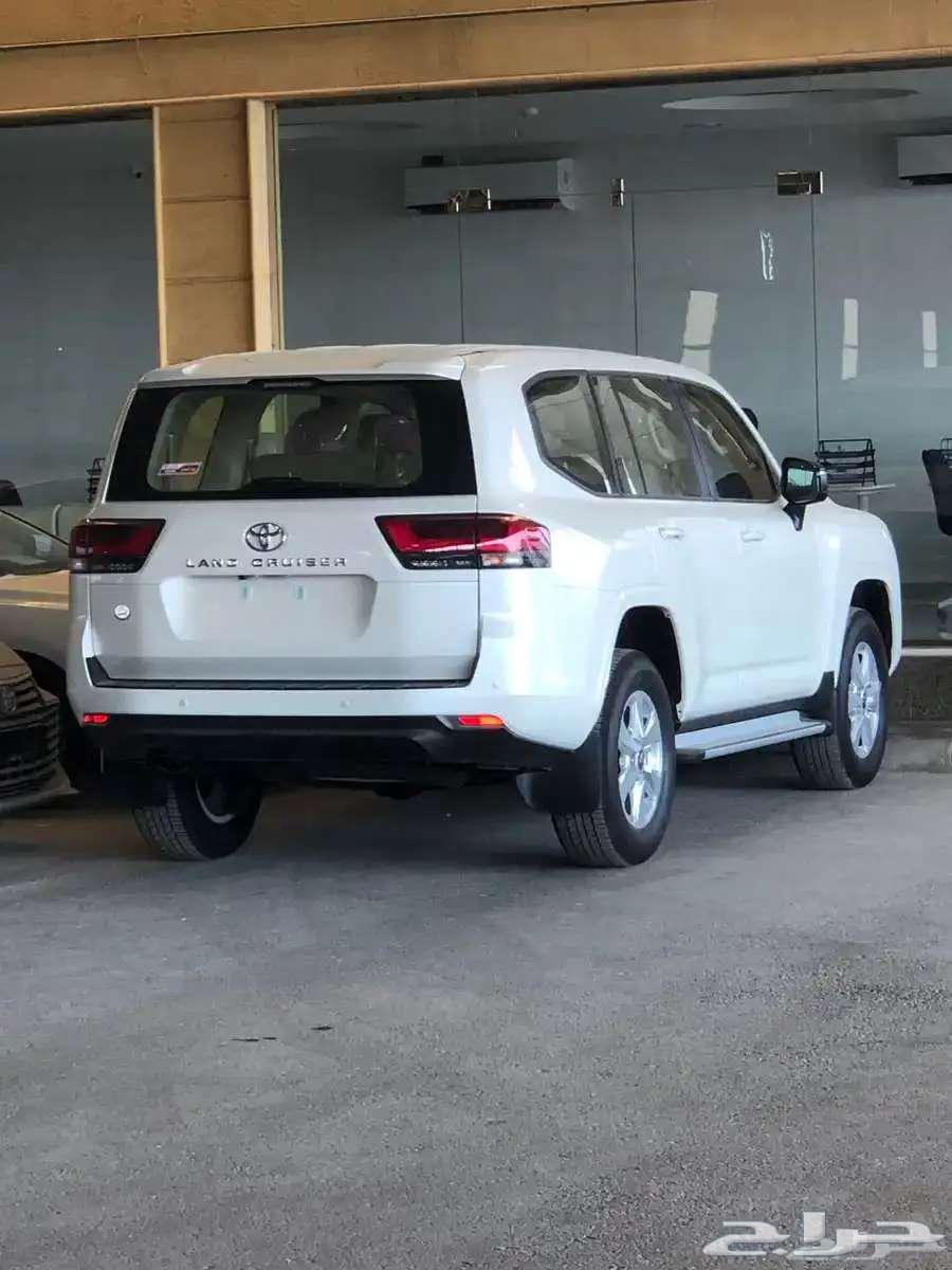 لاندكروزر جي إكس GX أسود ديزل 2025 متوفر لدى الحسن64374009456387112