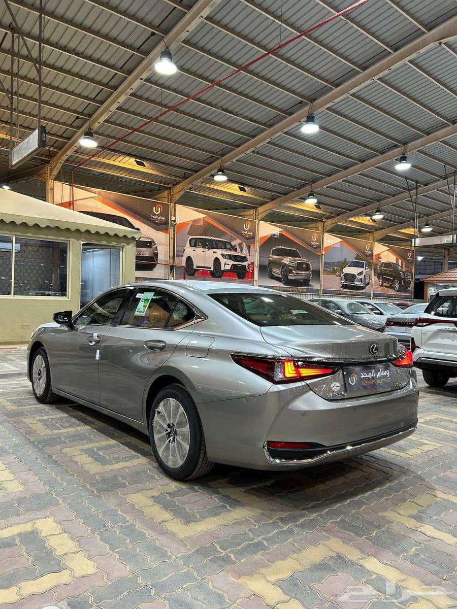 عرض خاص لكزس ES 250 AA بنزين موديل 2025 بطاقه جمركيه64374466304387114