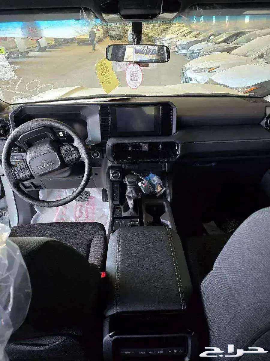 تويوتا برادو TXL1 بنزين 2025 متوفر لدى الحسن64381809292418114