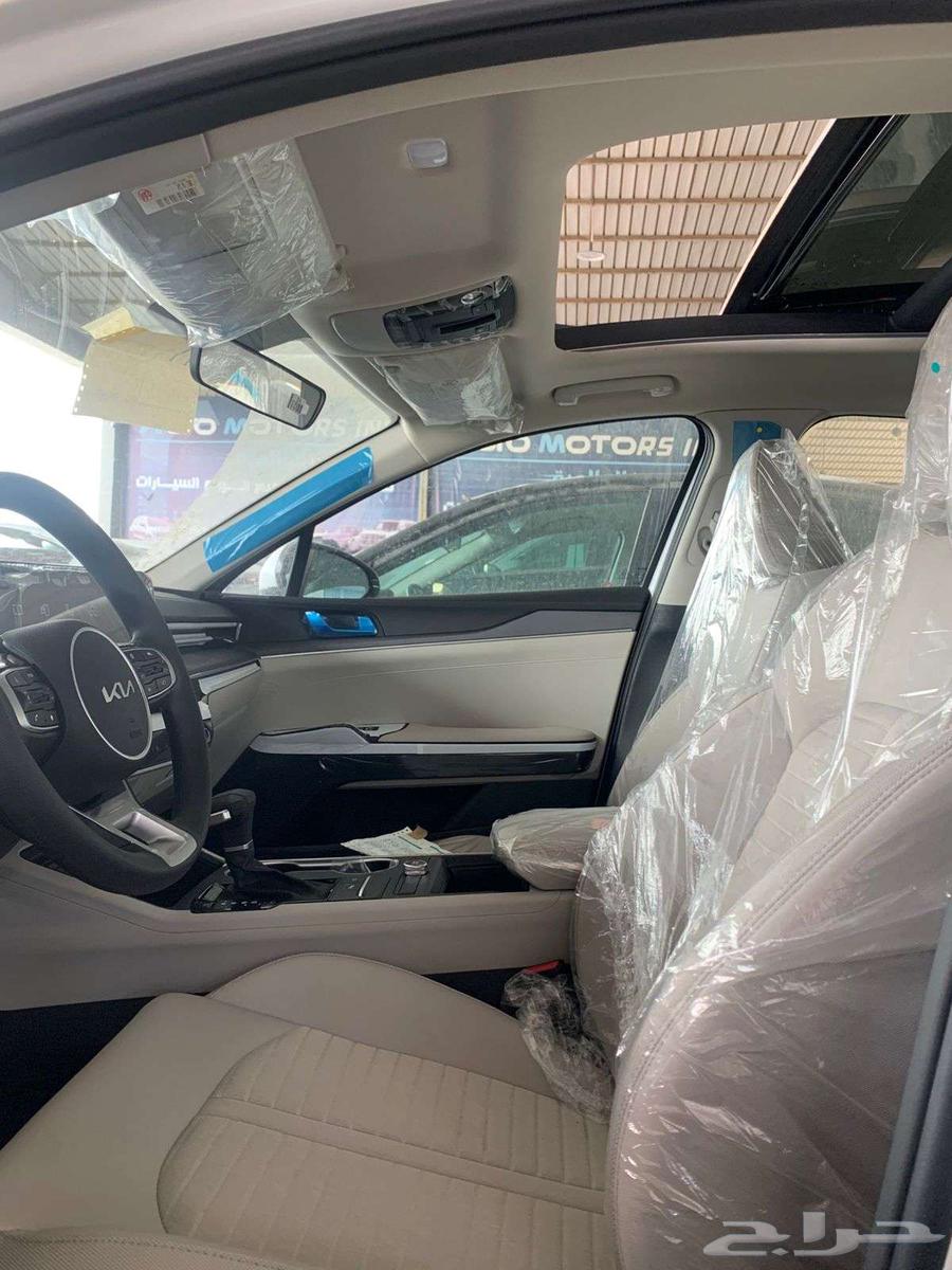 كيا K5 مطور بصمه و فتحه سقف بانوراما بخصم 2000 ريال64375363368833114