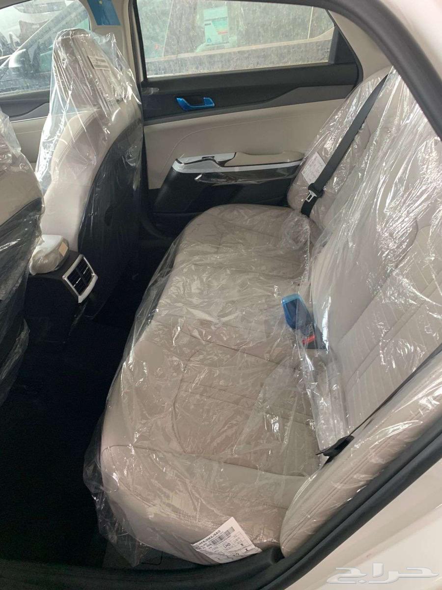 كيا K5 مطور بصمه و فتحه سقف بانوراما بخصم 2000 ريال64375363368833112