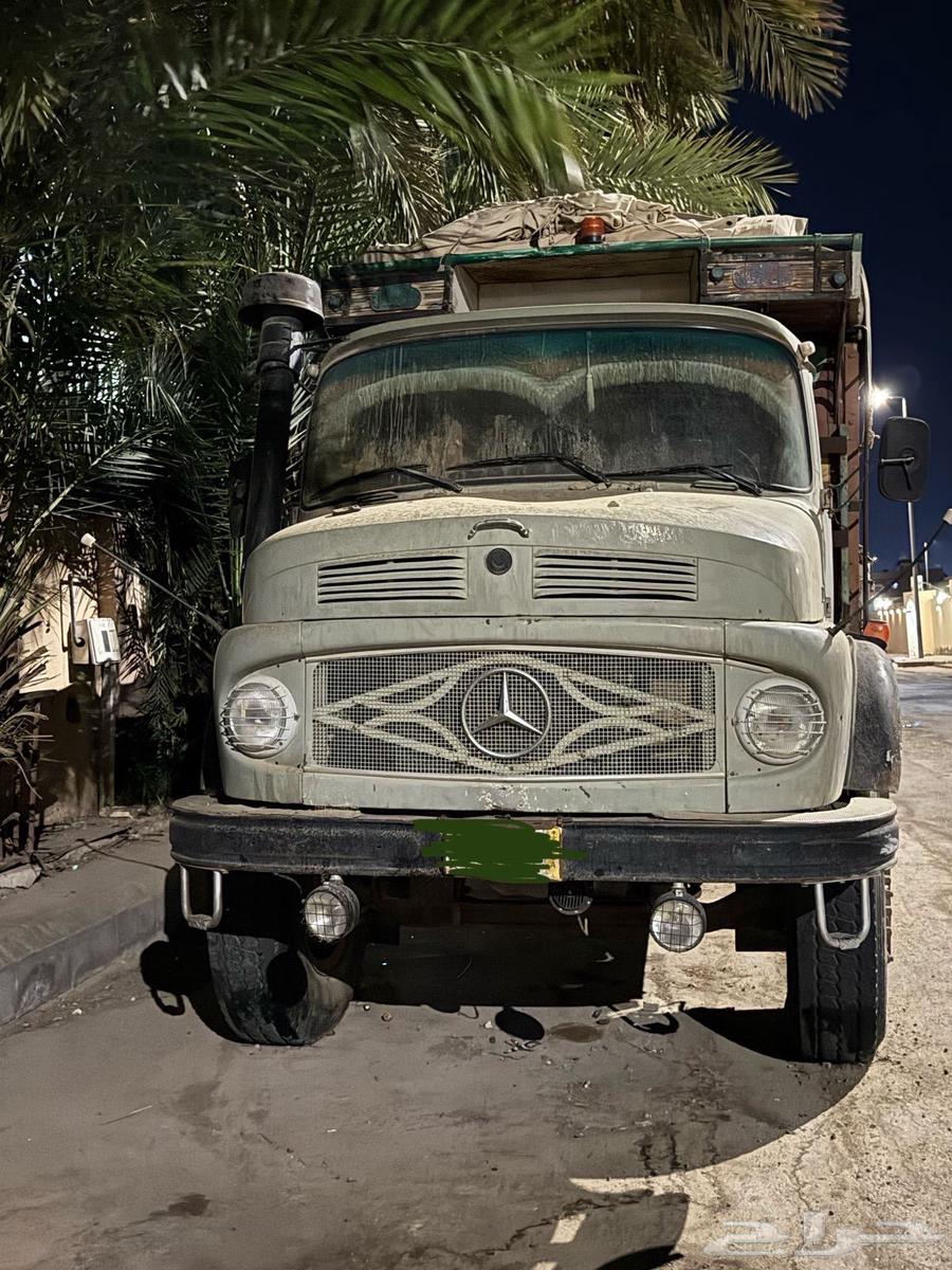 شاحنة مرسيدس مور للبيع64385105572611111