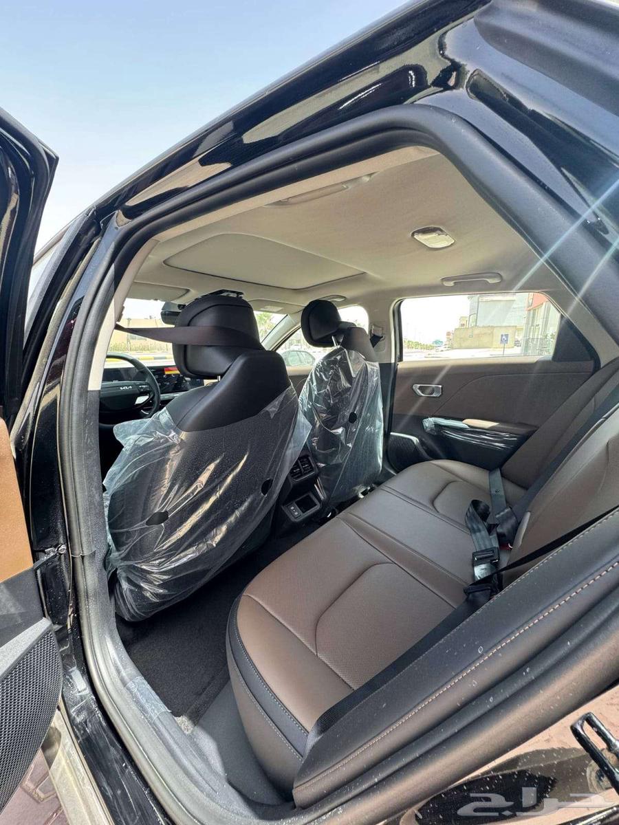 كيا K4 نص فل لون اسود 202664376020568451114