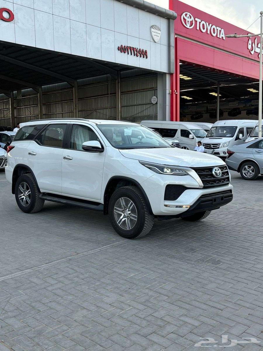 تويوتا فورتشنر GX2 دبل موديل 2025 بنزين 2.7 سعودي64376289347201112