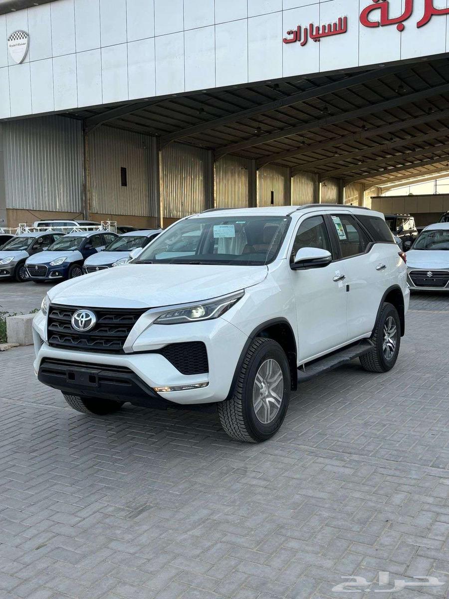 تويوتا فورتشنر GX2 دبل موديل 2025 بنزين 2.7 سعودي64376289347201111