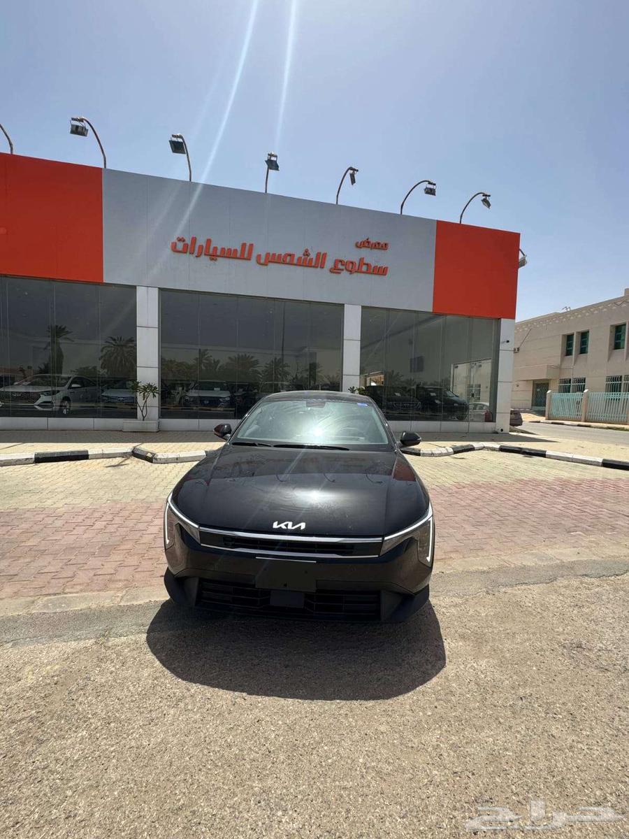 كيا K4 نص فل لون اسود 202664376020568451111