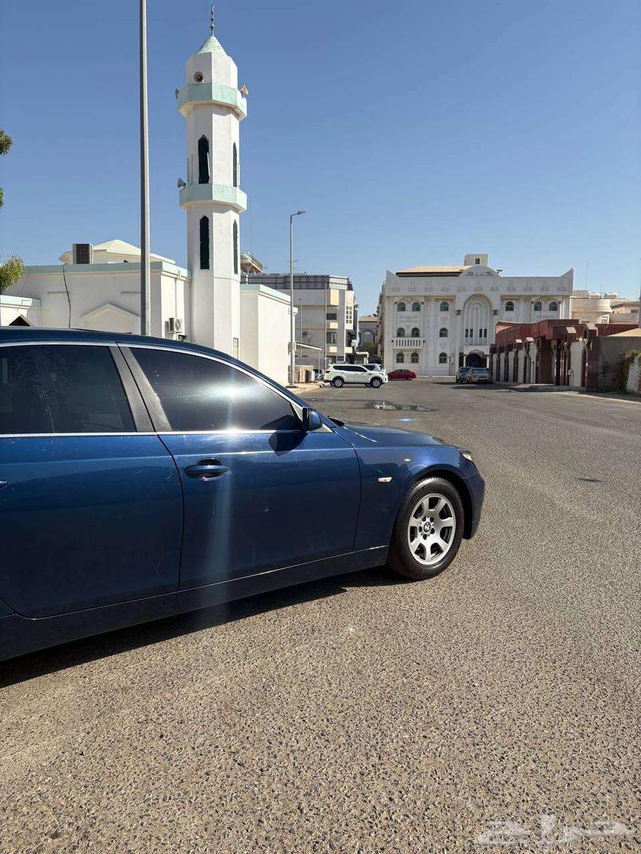 بي ام دبليو 520 مخزنه 200464376599524867111