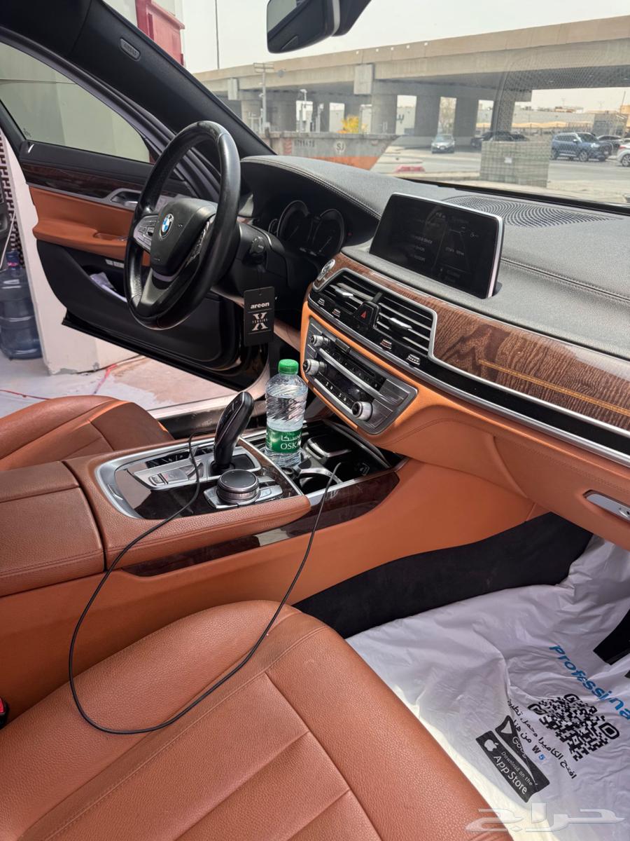 النوع   بي إم دبليو 730Li64377797884546113