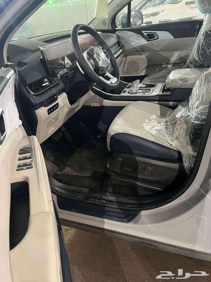 كيا كرنفال فل كامل ونص فل موديل 202664377929642498114