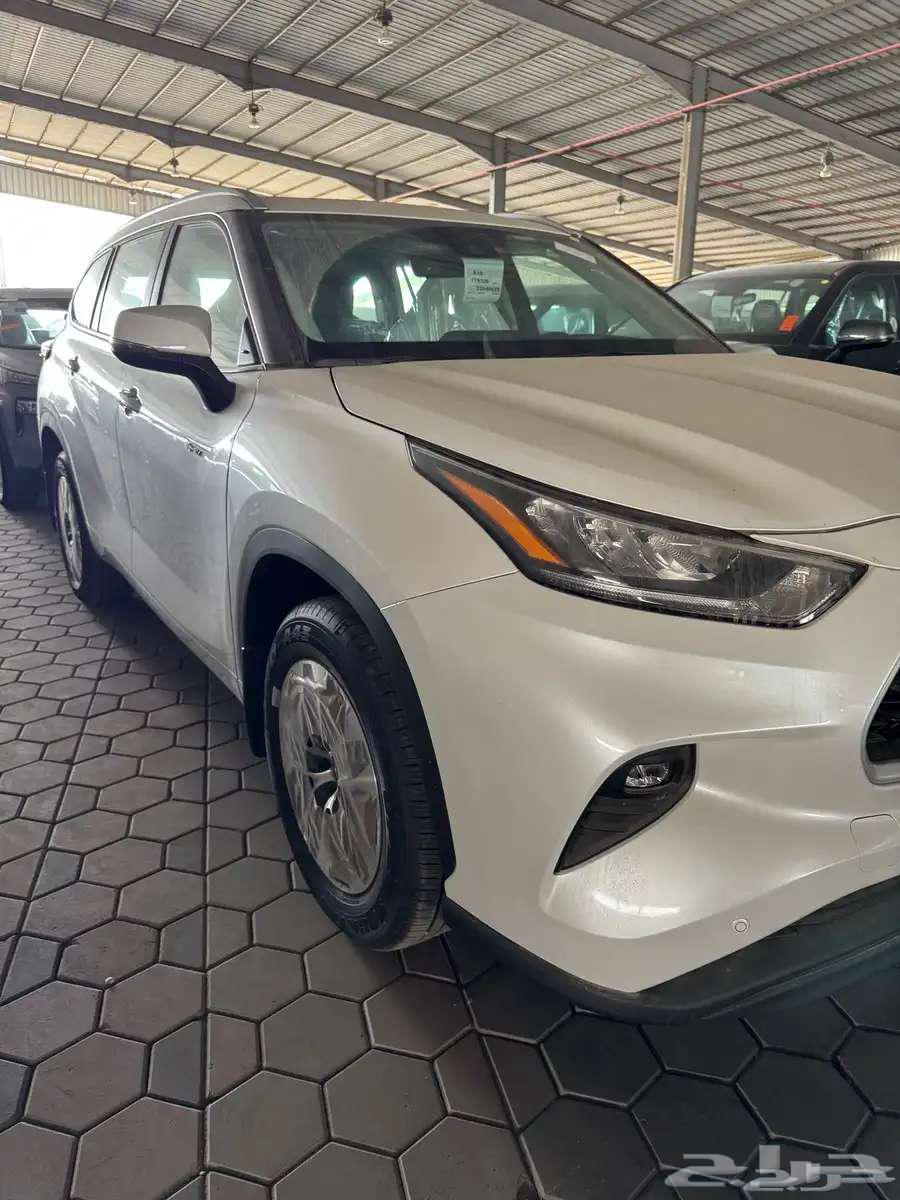 تويوتا هايلاندر GLE موديل 202564378644078722111