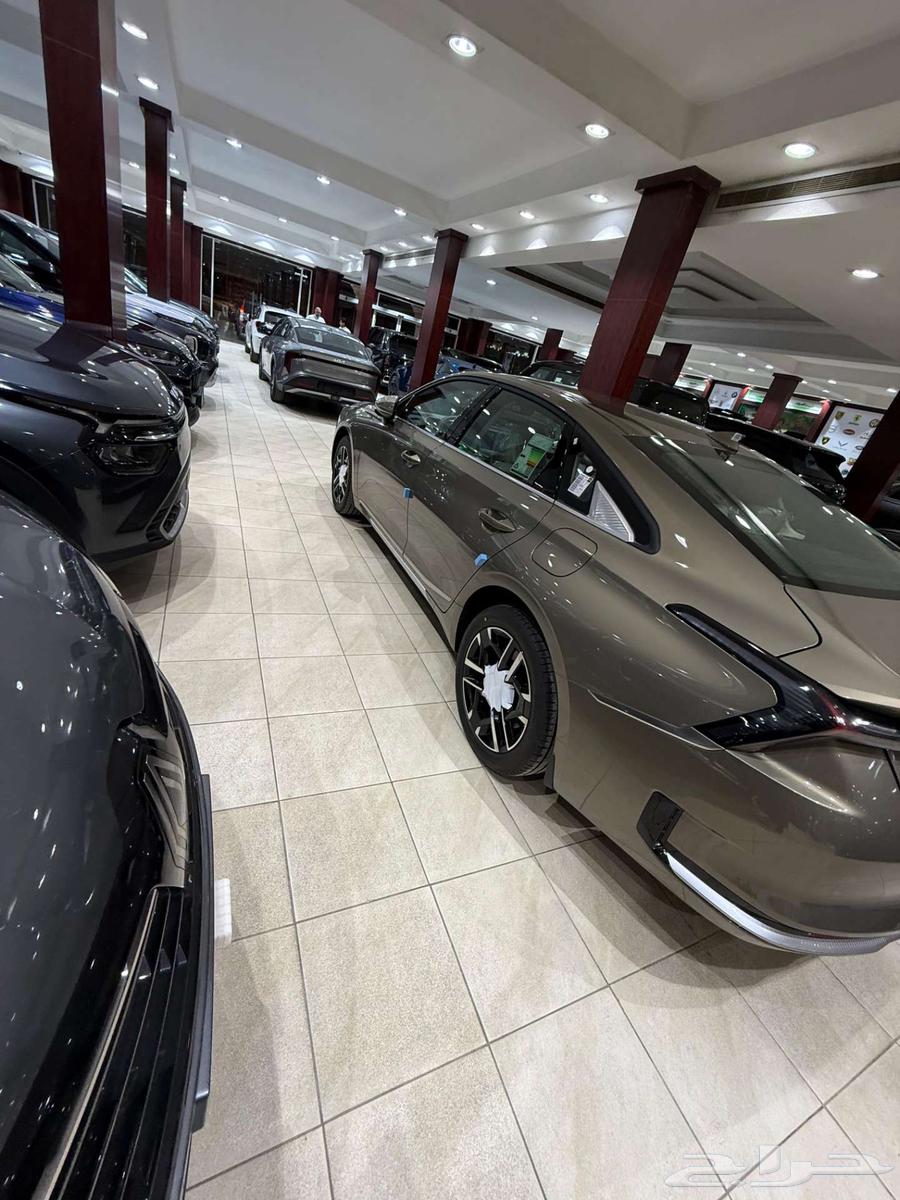 كيا k8 استاندر 2025 بالنقد والتقسيط64381961571843112