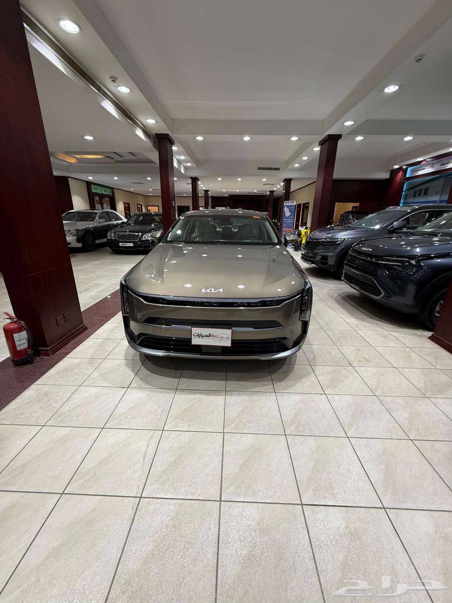 كيا k8 استاندر 2025 بالنقد والتقسيط64381961571843110