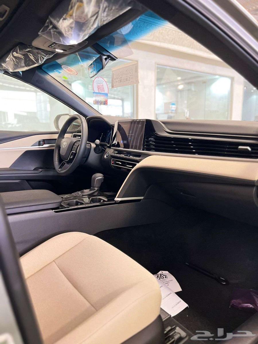 تويوتا كامري LE بنزين 2025 يتوفر لدينا عروض على الاقساط64381287164931113