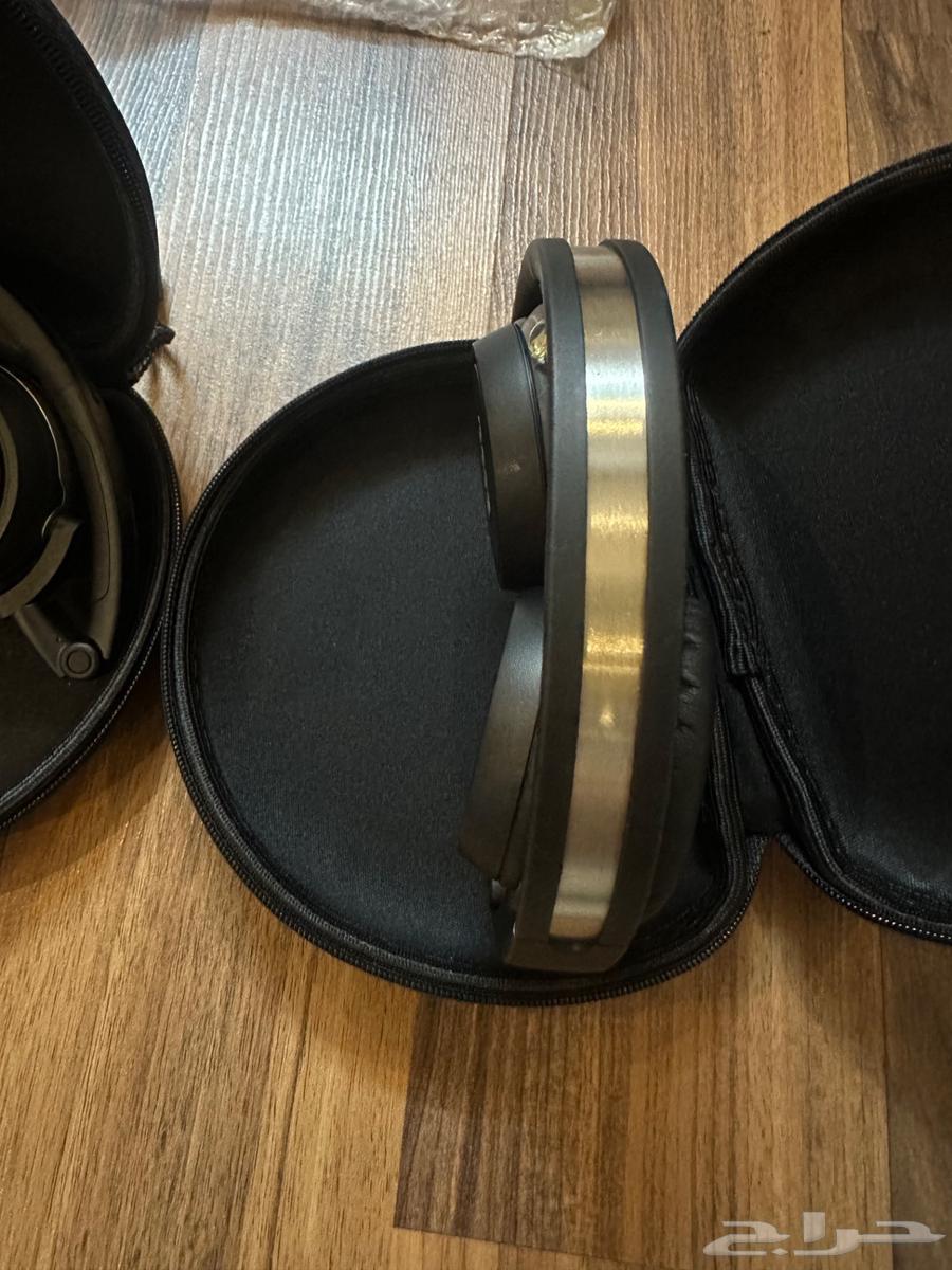 سماعات اودي A8 موديل 2017-201564380652651521113