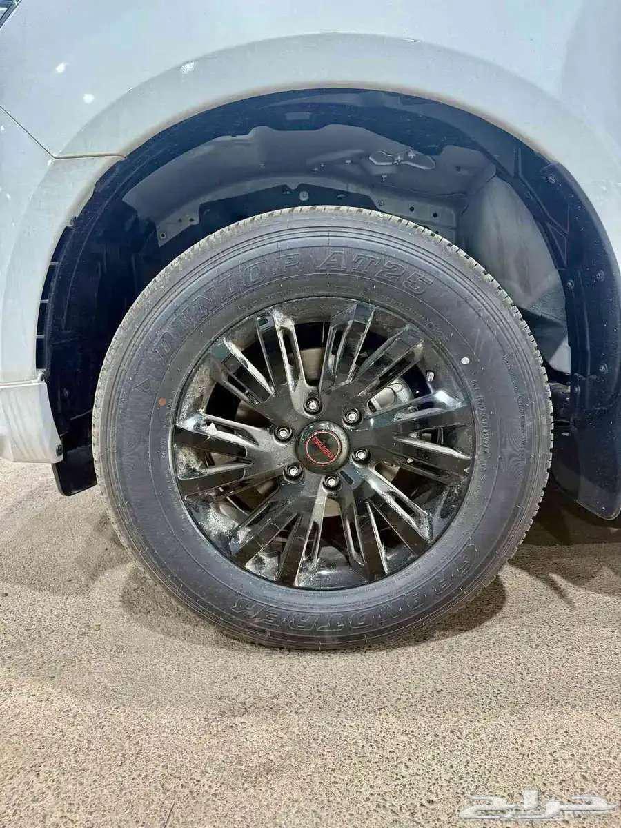 Isuzu (Dina, Vanette, Trucks, Dump Trucks)64380847075459110