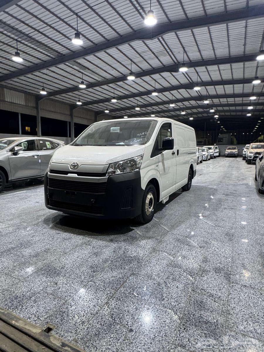 تويوتا هايس بضاعه 2800 cc ديزل قير عادى موديل 202664381301385089111