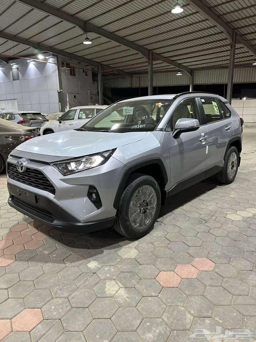 تويوتا راف فور XLE بنزين 202564382418473602113