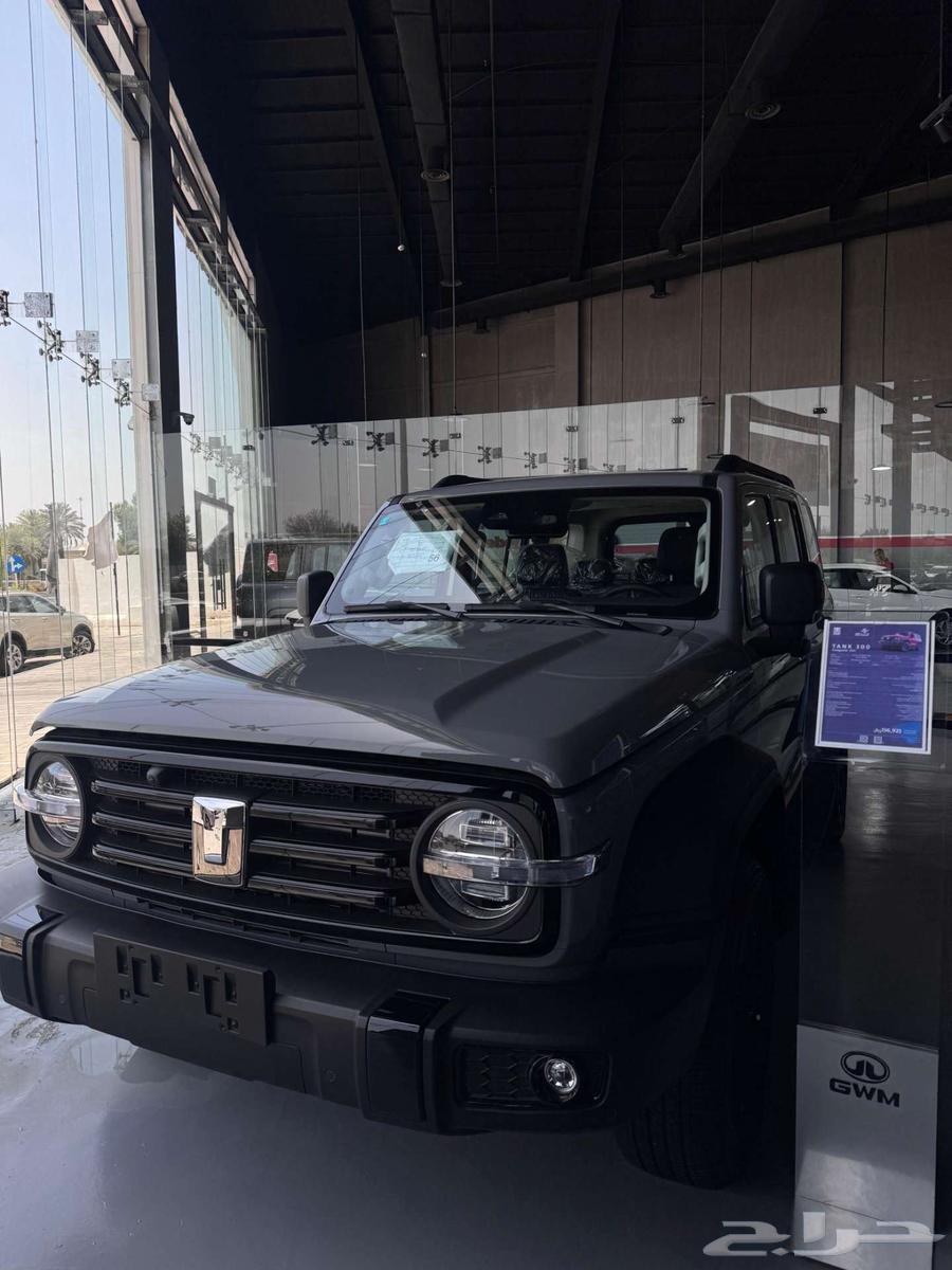 تانك 300 جيب المهام الصعبة عرض بسفنز 202564382637899395110