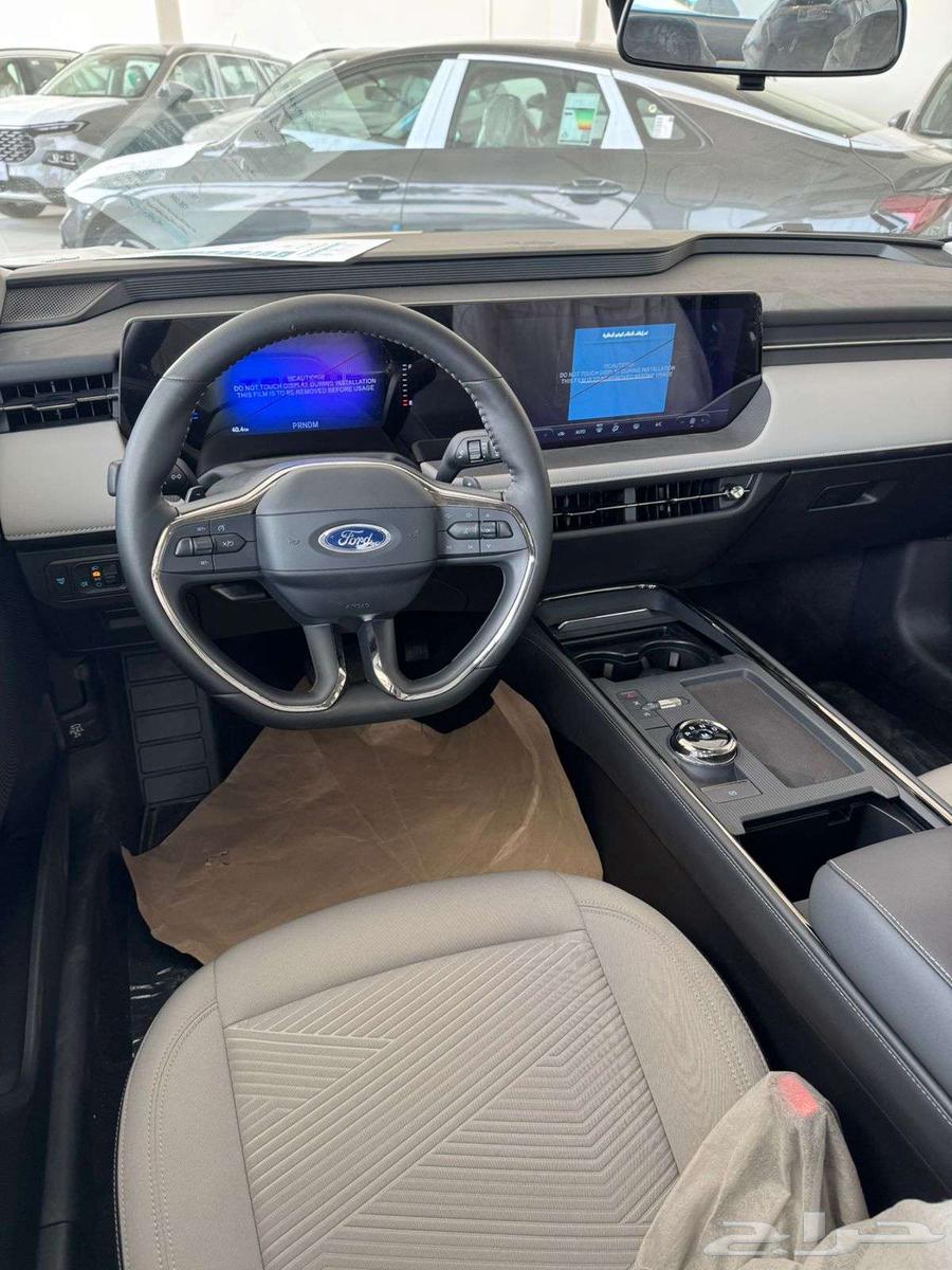 فورد توروس م 2024 امبيانتي ستاندر - سعودي64383386411395114