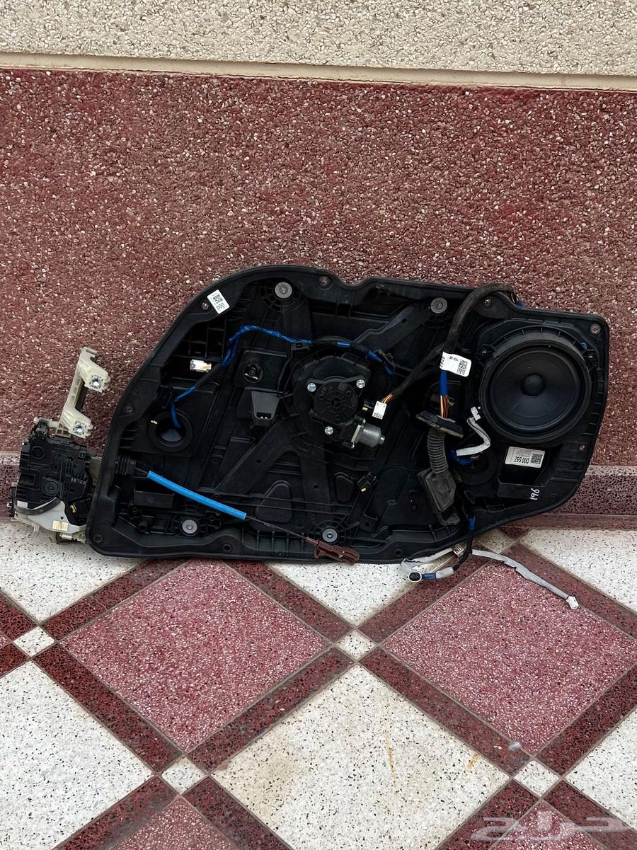 دواخل باب يمين هونداي النترا م 202464382045149443110