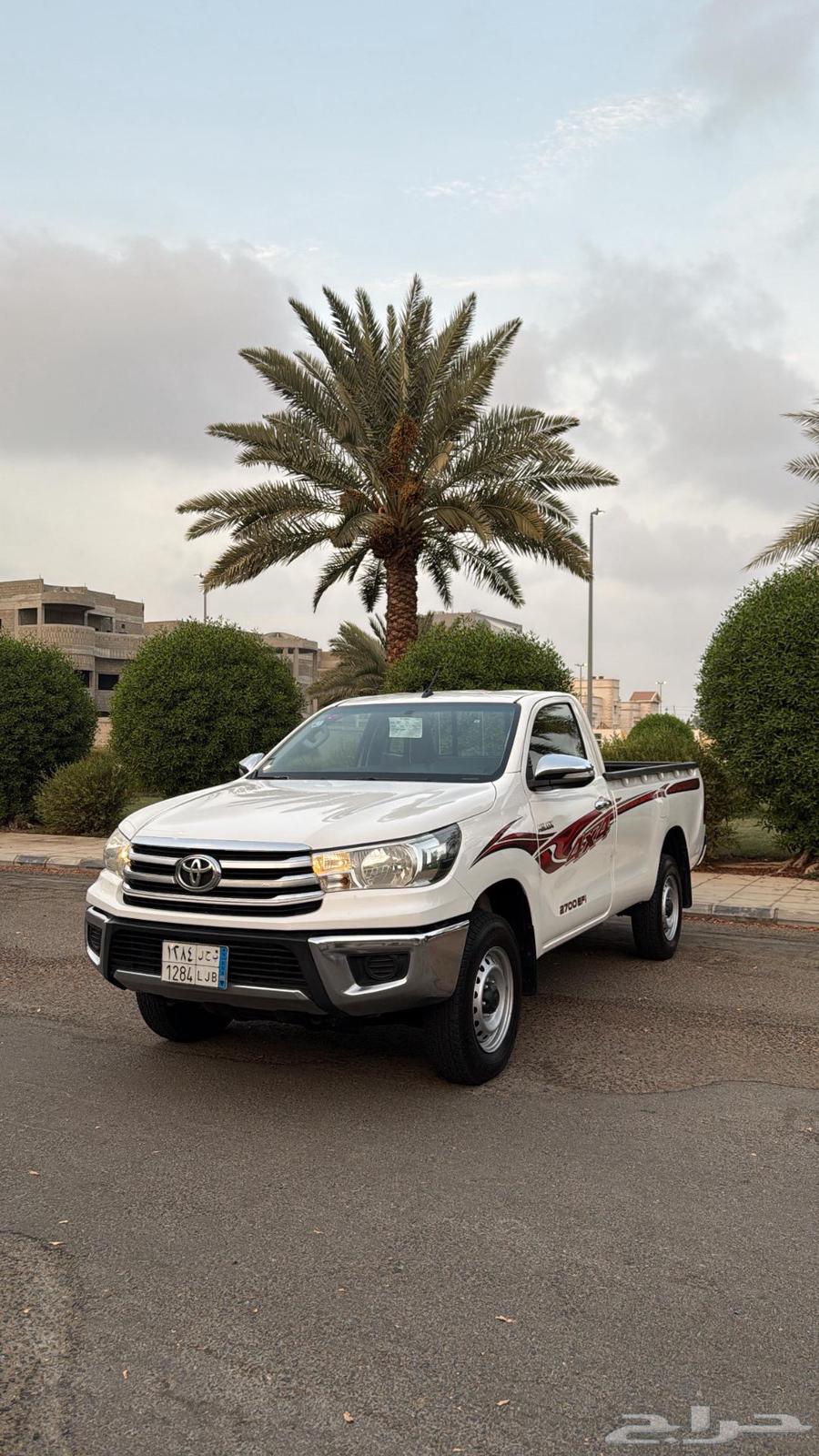 للبيع هايلوكس غماره دبل 2016 وكاااله64373949805698110