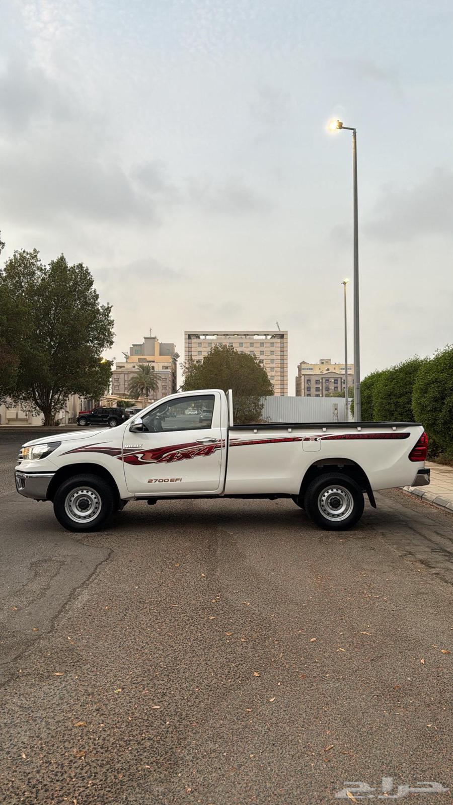 للبيع هايلوكس غماره دبل 2016 وكاااله64373949805698111