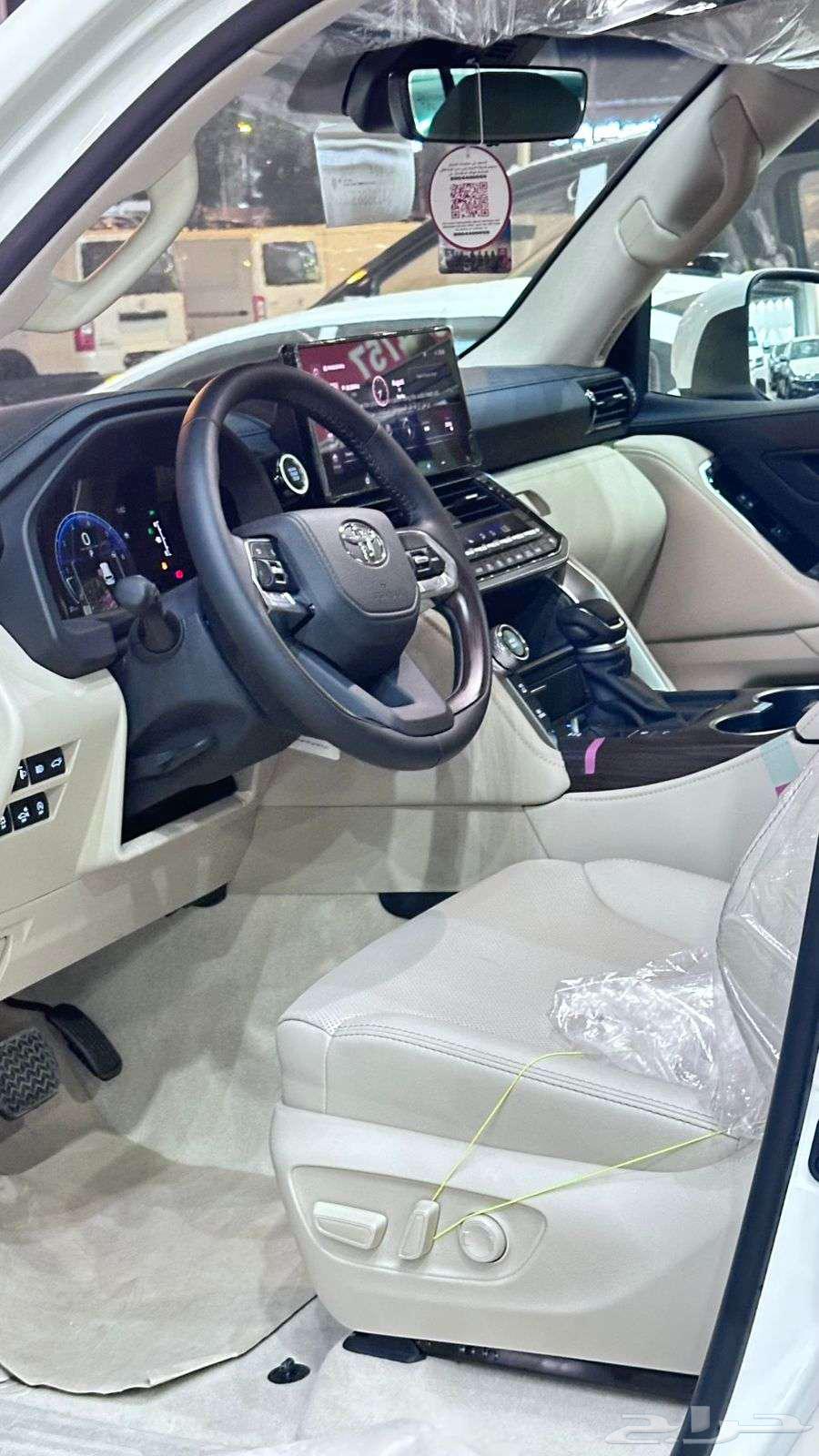 تويوتا لاندكروزر جكسار L4 بنزين 2025 سعودى64375572225282114