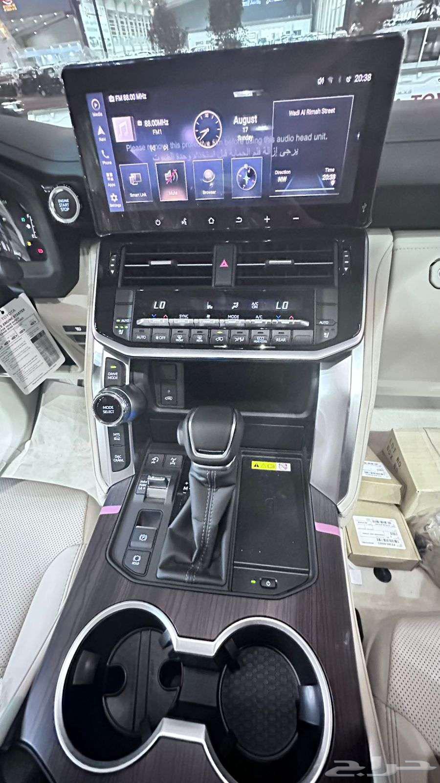 تويوتا لاندكروزر جكسار L4 بنزين 2025 سعودى64375572225282113