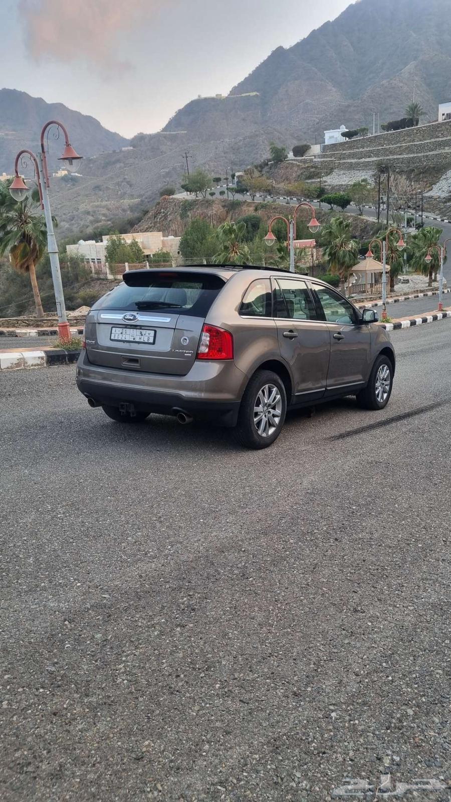 للبيع جيب ايدج مديل 201264384965762434110