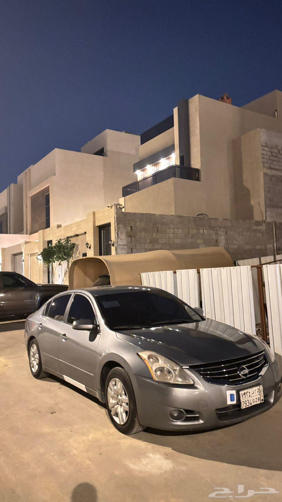 نيسان التيما 2010 S64375842712833112