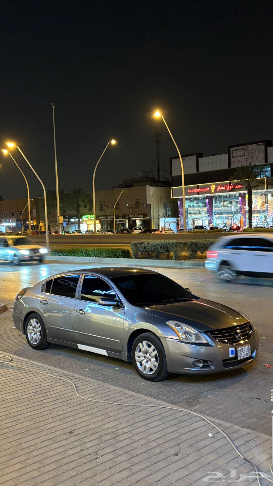 نيسان التيما 2010 S64375842712833111