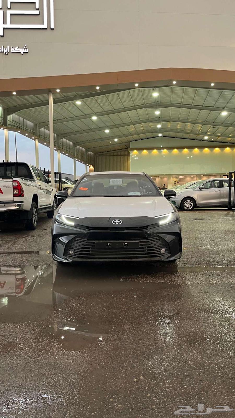تويوتا كامري E بنزين 2025 - عروض الأقساط64377827162371112