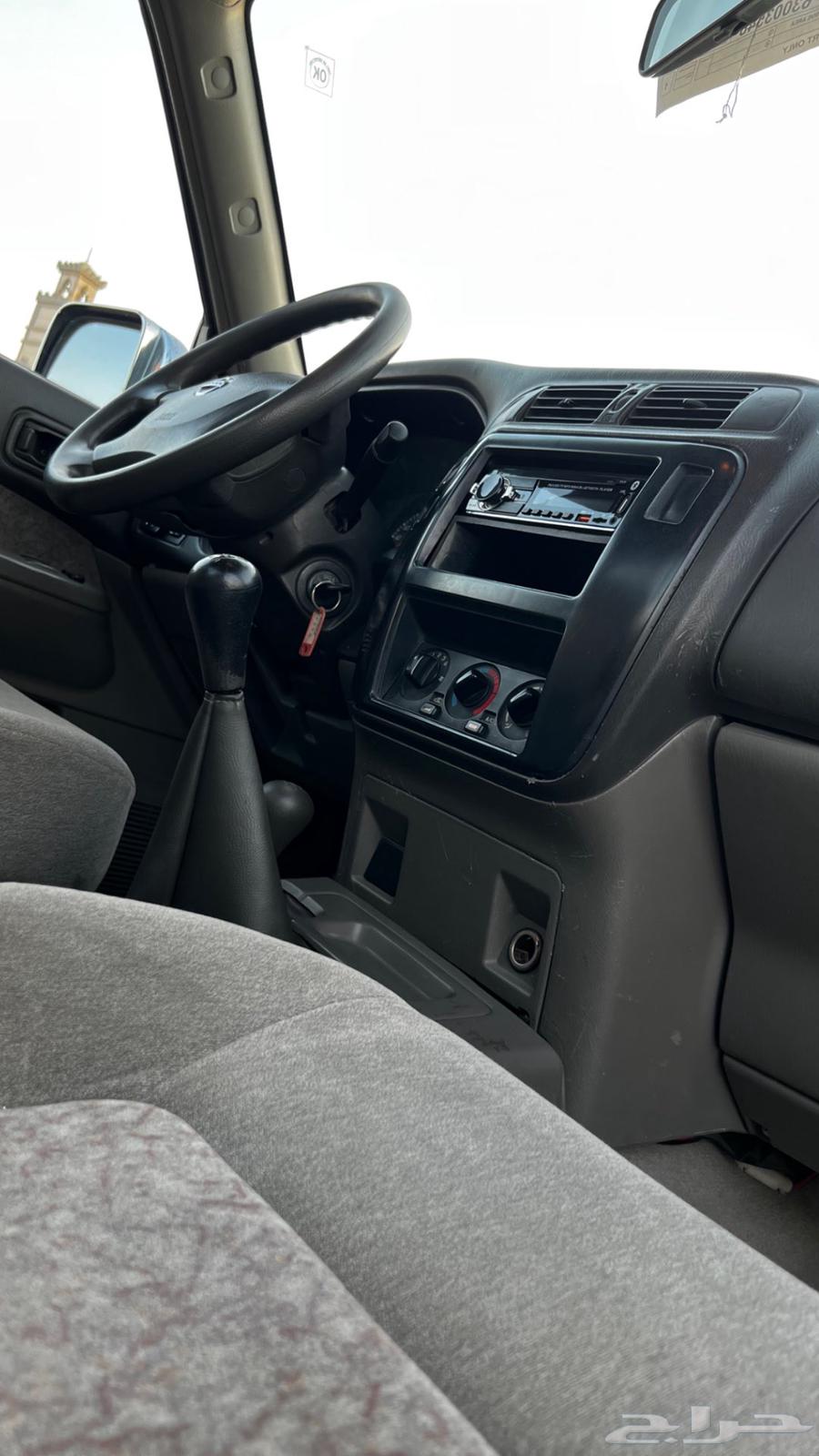 شاص نيسان 2015 للبيع64380929611009114