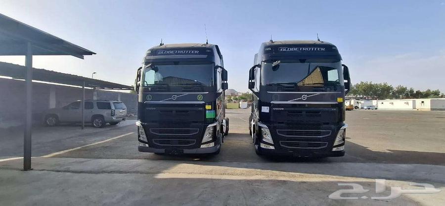 شاحنة فولفو بطاقة جمركية مقاس 460الون اسود مديل 202164381864407554113