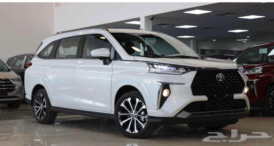 تويوتا فيلوز GLX فل موديل 2025 ابيض و رصاصي واسود64375082007169111