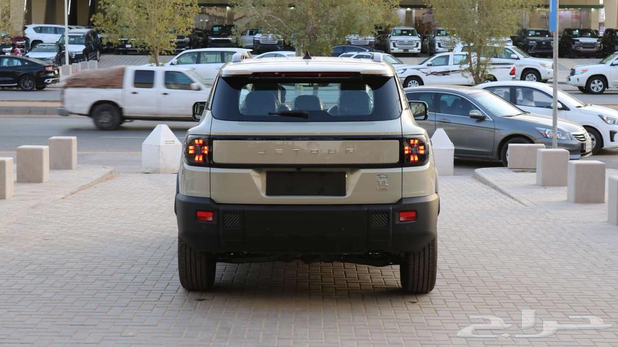 جيتور تي ون لاكجري متوفر بكل الالوان 202564376244481409113