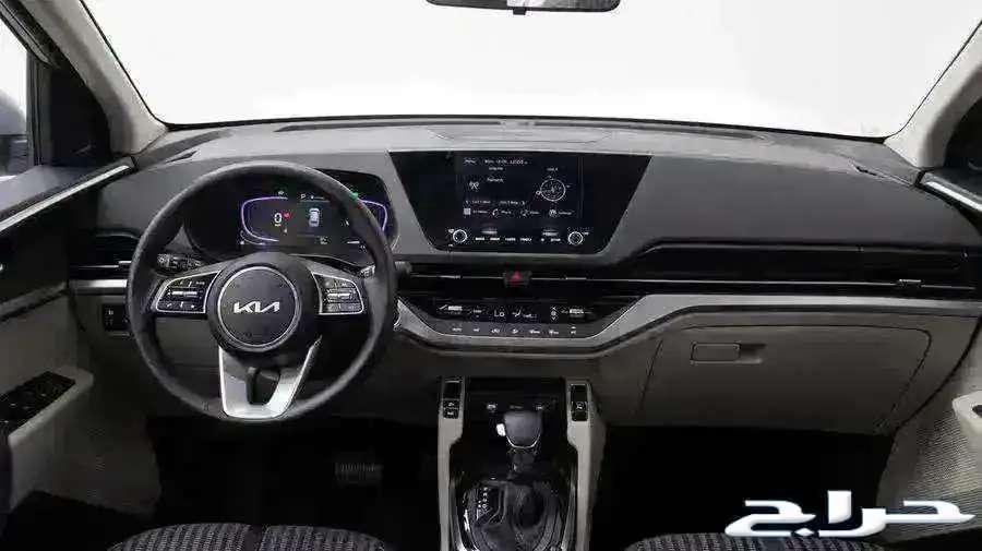 كيا كارينز نص فل 202564377579590017114