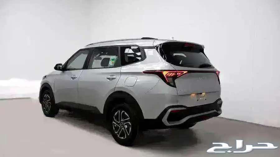 كيا كارينز نص فل 202564377579590017112