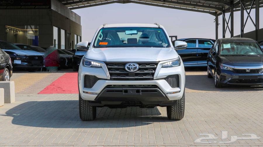 تويوتا فورتشنر 2025 بنزين دبل ب افضل الاسعار64380492248323111