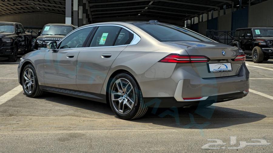 بي ام دبليو 520i خليجي 2025 اصفار مع ضمان الوكيل64385035901570114