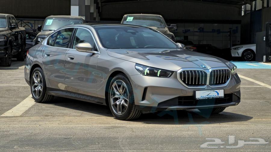 بي ام دبليو 520i خليجي 2025 اصفار مع ضمان الوكيل64385035901570113