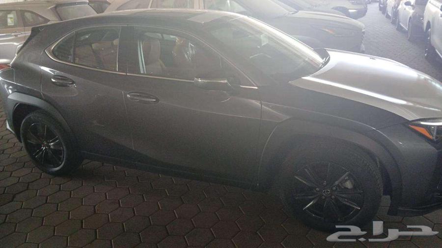 لكزس UX300 هايبرد 202464378193479681111