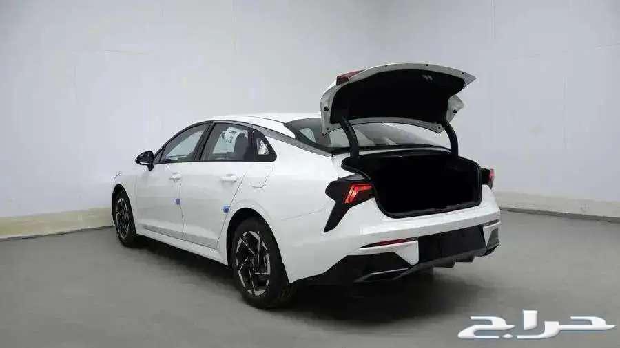 Kia K5 Standard Developed64380778619267114