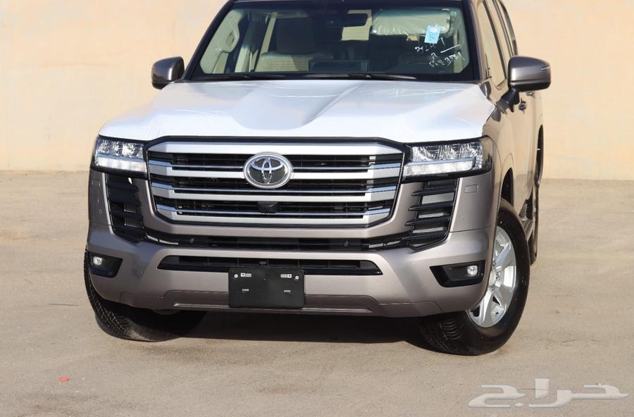 تويوتا لاندكروزر GXR. L2ديزل موديل 202464375037457153112