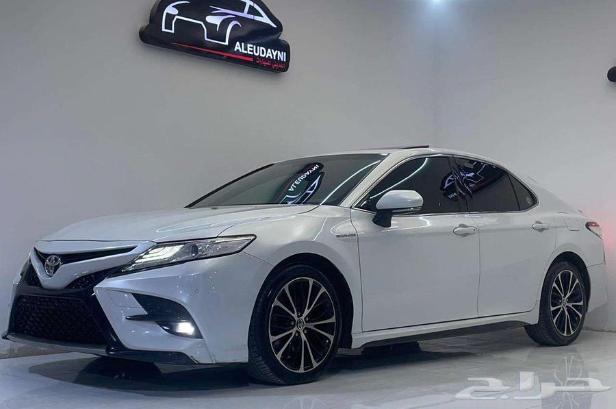 تويوتا كامري اسبورت 202064379631216258111