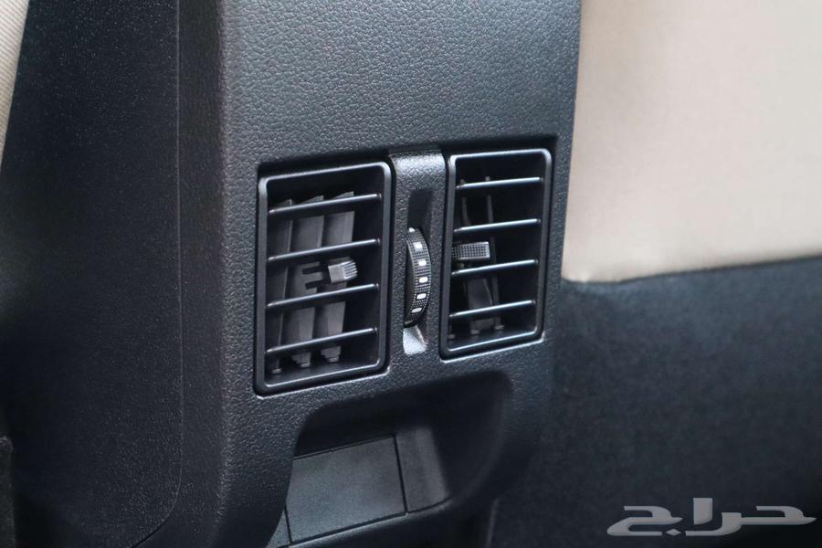 تويوتا يارس Y 2024 قير اوتماتيك بنزين64374802880514112