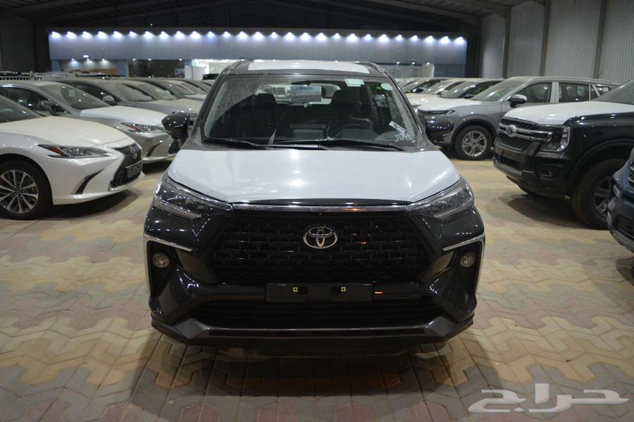 تويوتا فيلوز GLX فل موديل 2025 ابيض و رصاصي واسود64375082007169110