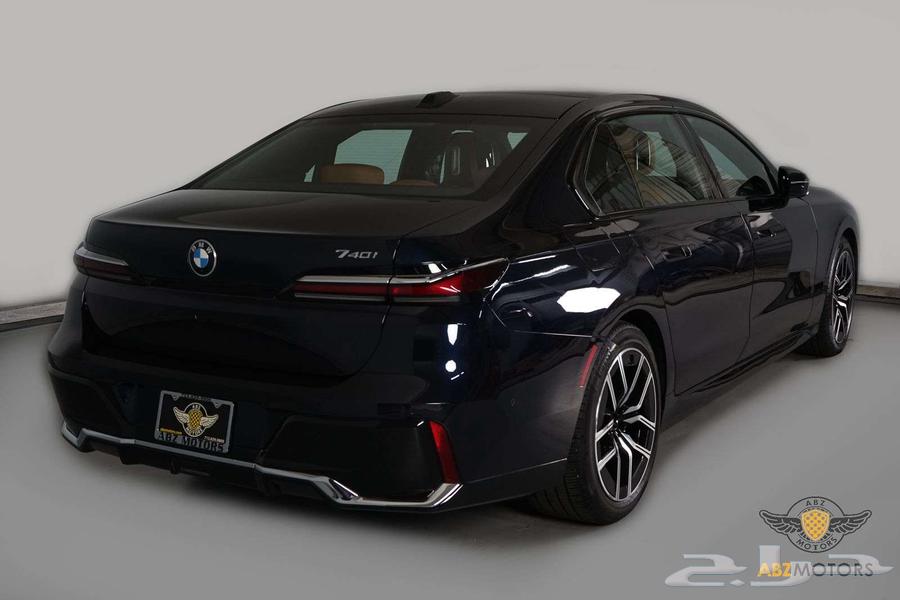 BMW 7 Series 740i Model 202464384549094018113