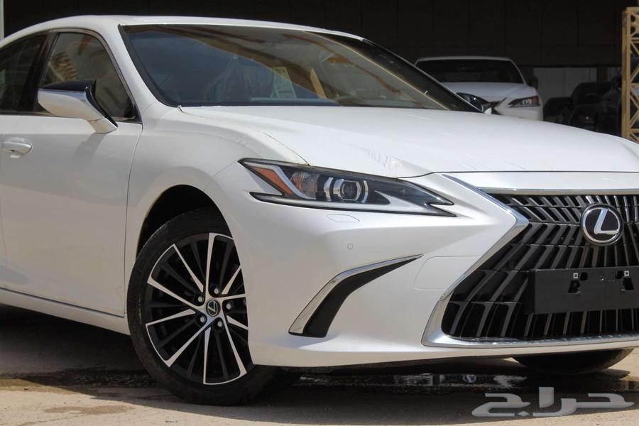 لكزس - ES300 Bh هايبرد - 2024 - نص فل - خليجي64379602358019111